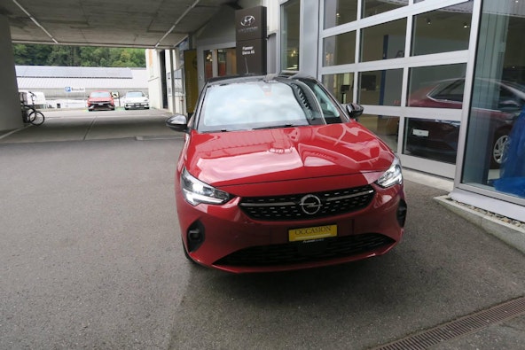 First vehicle image