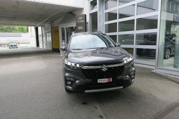 Vehicle image SUZUKI S-CROSS 0