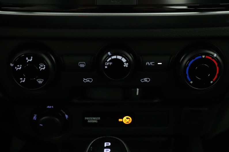 Vehicle image ISUZU D-MAX