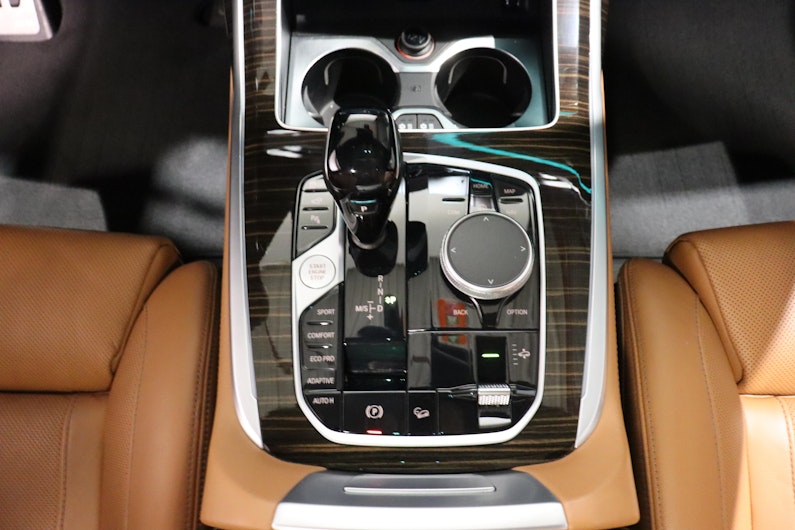 Vehicle image BMW X7