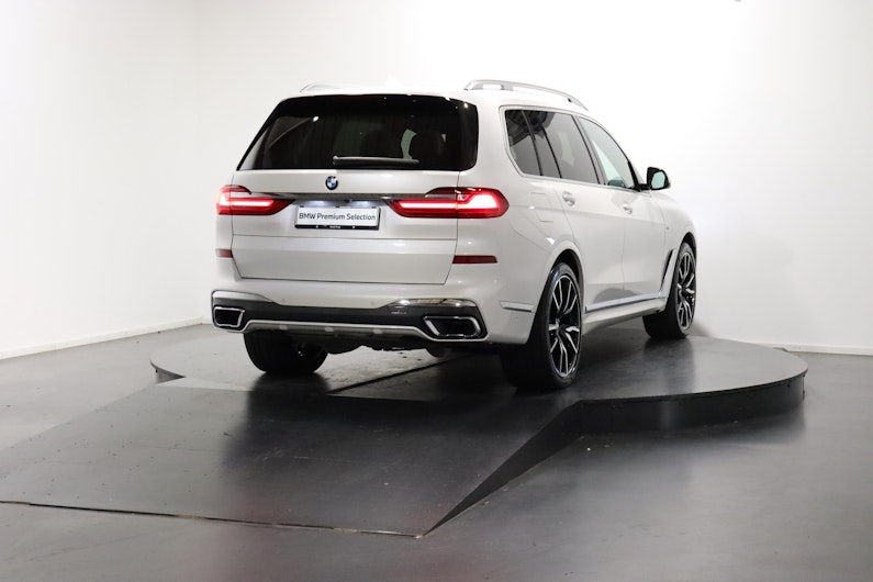 Vehicle image BMW X7