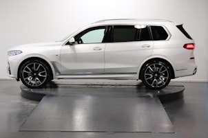 Vehicle image BMW X7 40d xDrive
