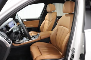 Vehicle image BMW X7 40d xDrive