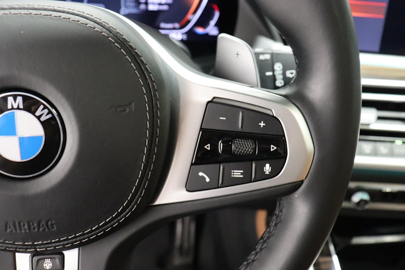 Vehicle image BMW X7