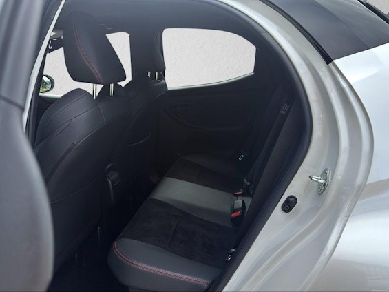 Vehicle image 11 Vehicle image 11