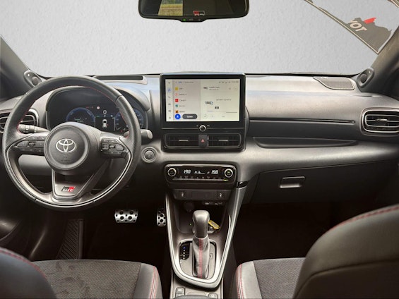 Vehicle image 12