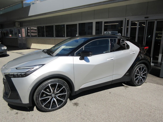 Vehicle image 2
