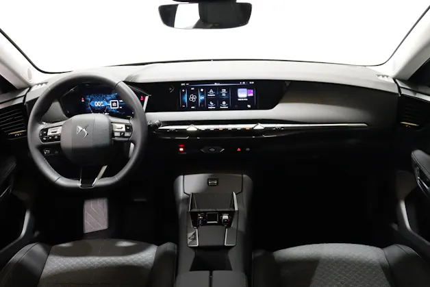 DS Automobiles No4 1.2 Hybrid Pallas