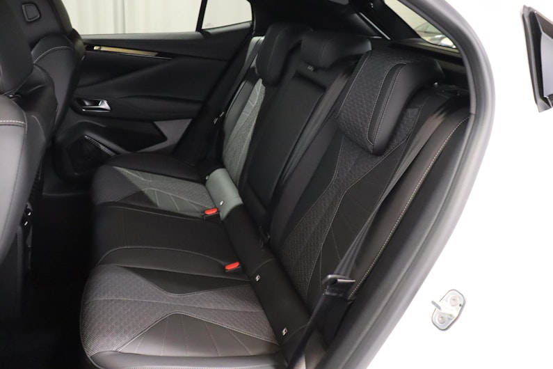 Vehicle image DS AUTOMOBILES 104