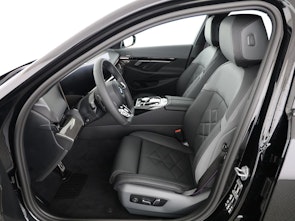 Vehicle image BMW 520d xDrive Touring