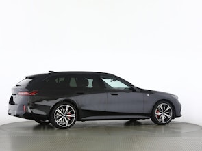 Vehicle image BMW 520d xDrive Touring