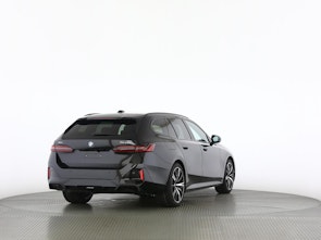 Vehicle image BMW 520d xDrive Touring