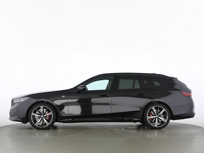 Vehicle image BMW 5 SERIES