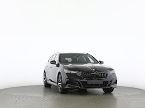 Vehicle image BMW 520d xDrive Touring