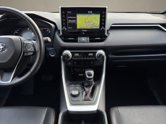 Vehicle image 10 Vehicle image 10