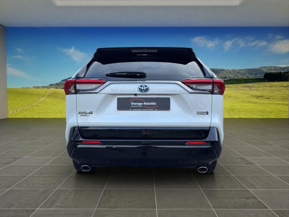 Vehicle image 3 Vehicle image 3