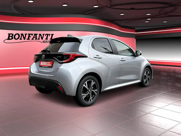 Toyota Yaris 1.5 VVT-i HSD Trend