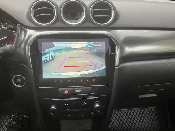 Vehicle image 9 Vehicle image 9