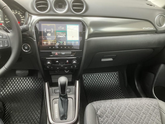 Vehicle image 8 Vehicle image 8