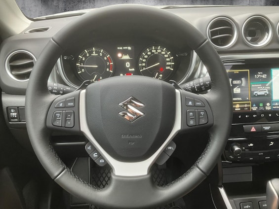 Vehicle image 6 Vehicle image 6