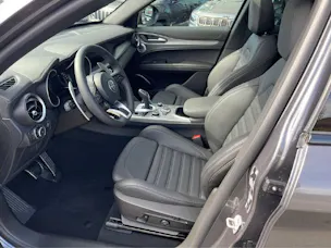 Alfa Romeo Stelvio 2.0 Q4 280 Veloce Premium Sky