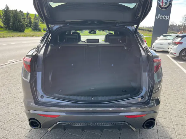 Alfa Romeo Stelvio 2.0 Q4 280 Veloce Premium Sky