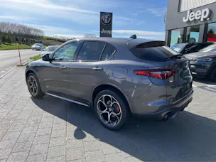 Alfa Romeo Stelvio 2.0 Q4 280 Veloce Premium Sky