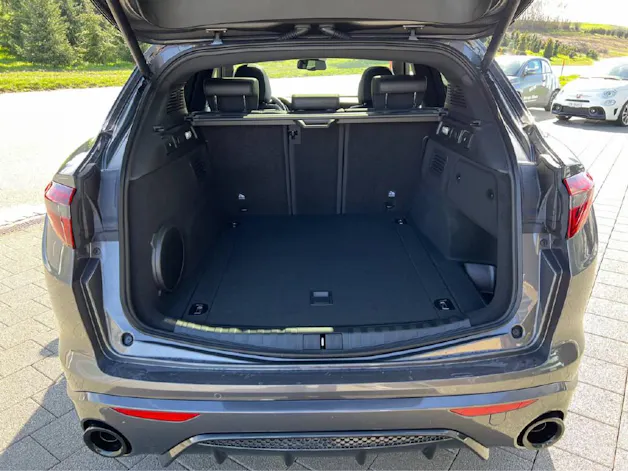 Alfa Romeo Stelvio 2.0 Q4 280 Veloce Premium Sky