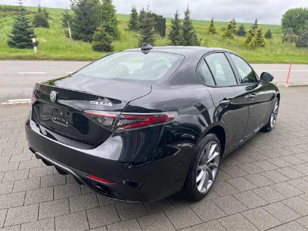 Alfa Romeo Giulia 2.0 Q4 Sprint Edition