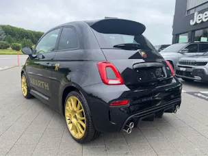 Fiat 695 Abarth 1.4 T-Jet 180 75 Anniversario