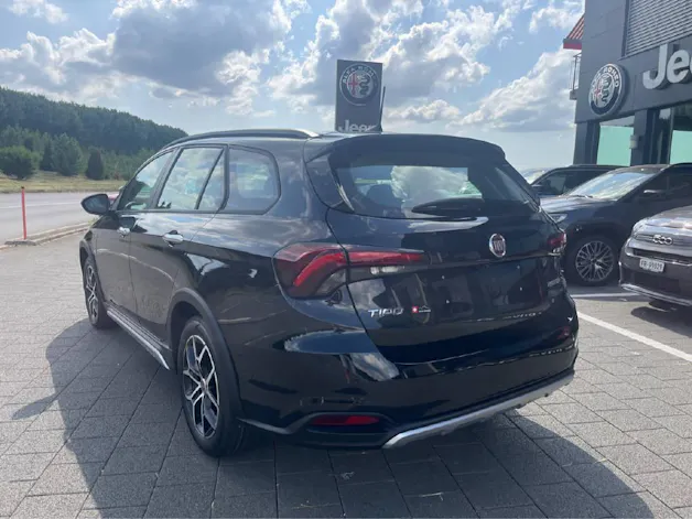 Fiat Tipo SW 1.5 Hybrid Swiss Cross