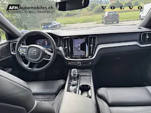 VOLVO V60 2.0 B5 Ultimate Dark AWD