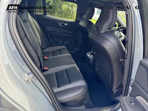 VOLVO V60 2.0 B5 Ultimate Dark AWD