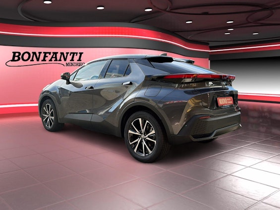 Vehicle image 4 Vehicle image 4