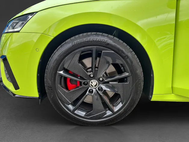 Škoda Octavia Combi 2.0 TSI DSG RS