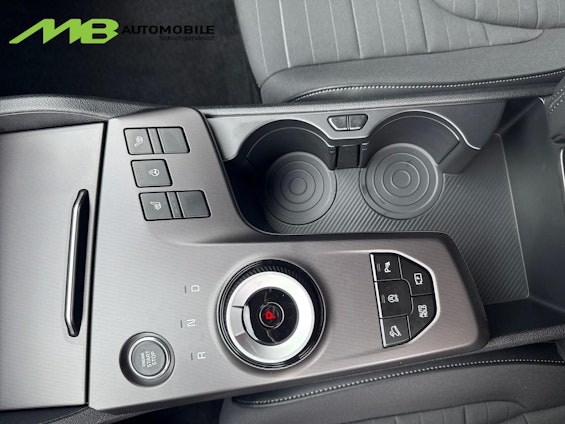 Vehicle image 12 Vehicle image 12