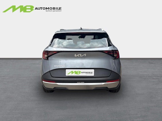 Vehicle image 4 Vehicle image 4