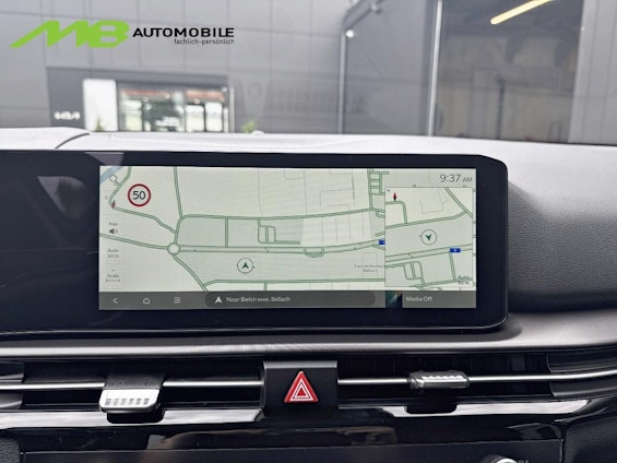 Vehicle image 11 Vehicle image 11