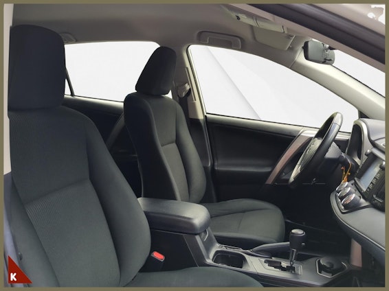 Vehicle image 17 Vehicle image 17