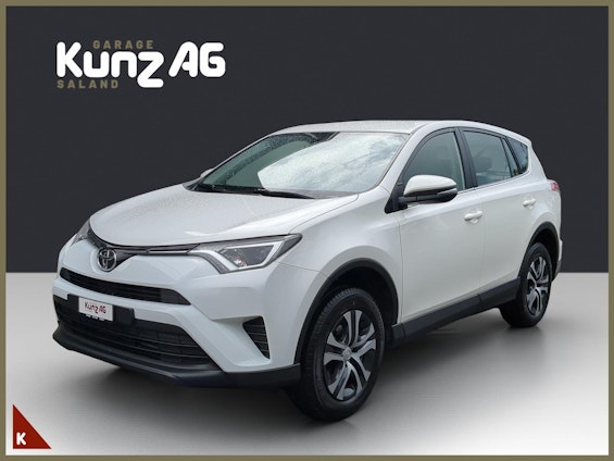 First vehicle image