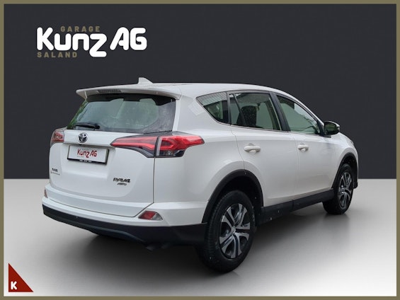 Vehicle image 5 Vehicle image 5