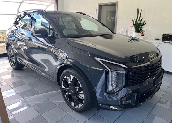 First vehicle image First vehicle image