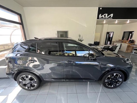 Vehicle image 3 Vehicle image 3