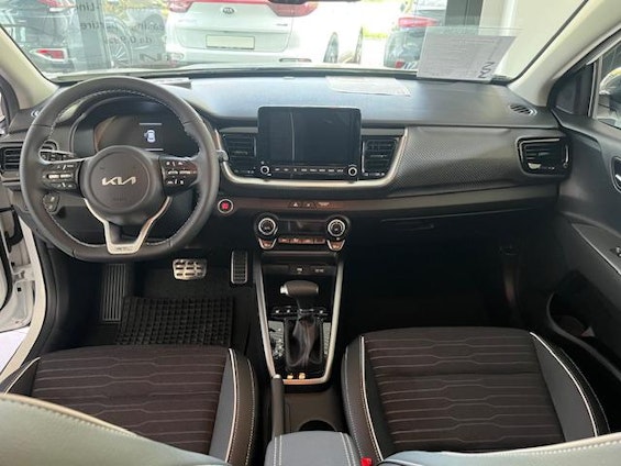 Vehicle image 7 Vehicle image 7