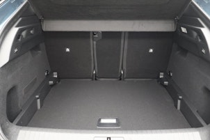 Vehicle image PEUGEOT 3008 1.2 Hybrid Allure Premium