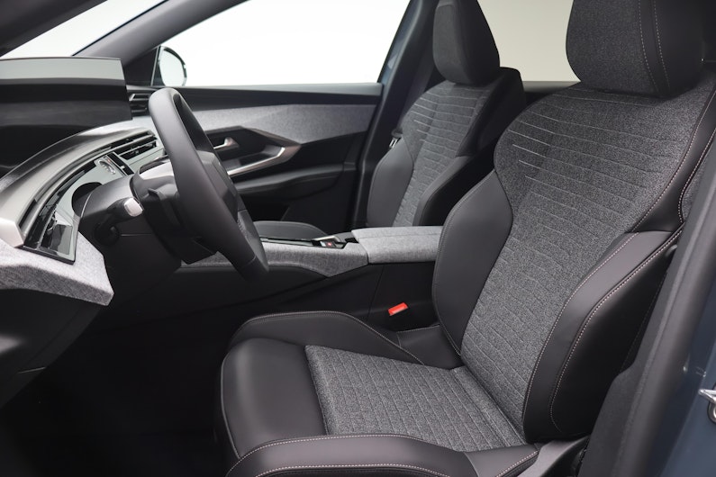 Vehicle image PEUGEOT 3008