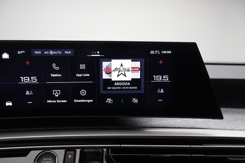 Vehicle image PEUGEOT 3008