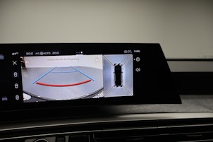 Vehicle image PEUGEOT 3008 1.2 Hybrid Allure Premium