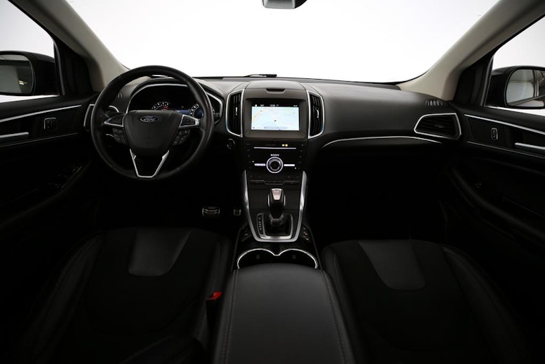 Vehicle image FORD EDGE