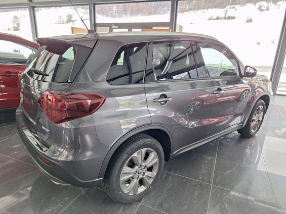 Vehicle image 3 Vehicle image 3